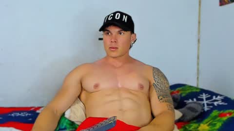 drake_xion1 online show from December 3, 9:45 pm