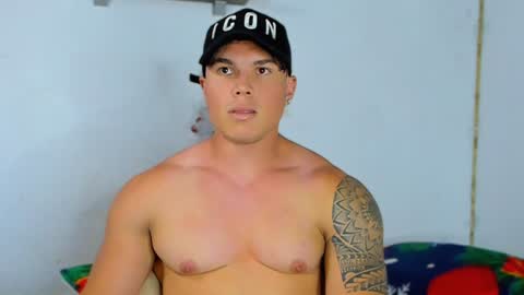 drake_xion1 online show from January 4, 7:34 pm