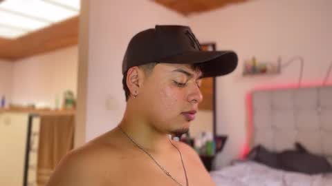 drakeeee online show from March 1, 5:01 pm