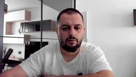 Draven A online show from December 20, 9:32 am