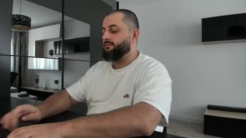 DravenPeak online show from September 18, 3:03 pm