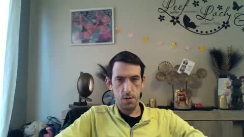 Snapshot of dreamguy38 chatting on February 14, 9:24 am dreamguy38 online show from February 14, 9:24 am