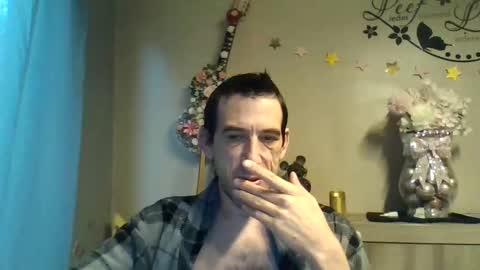 Snapshot of dreamguy38 chatting on November 1, 7:34 am dreamguy38 online show from November 1, 7:34 am