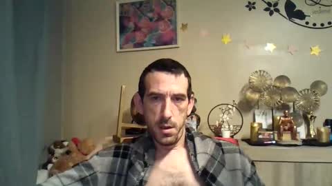 Snapshot of dreamguy38 chatting on September 22, 3:50 am dreamguy38 online show from September 22, 3:50 am