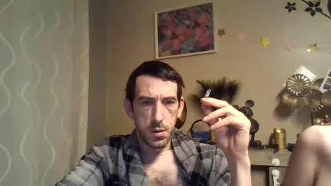 Snapshot of dreamguy38 chatting on February 10, 4:41 am dreamguy38 online show from February 10, 4:41 am