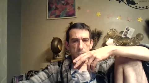 Snapshot of dreamguy38 chatting on January 2, 4:41 am dreamguy38 online show from January 2, 4:41 am