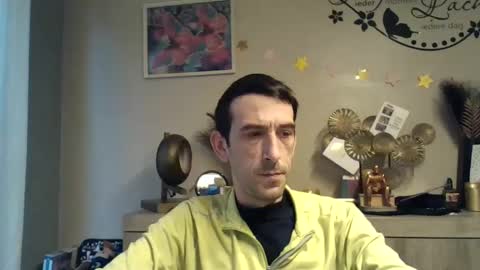 Snapshot of dreamguy38 chatting on January 14, 7:48 am dreamguy38 online show from January 14, 7:48 am