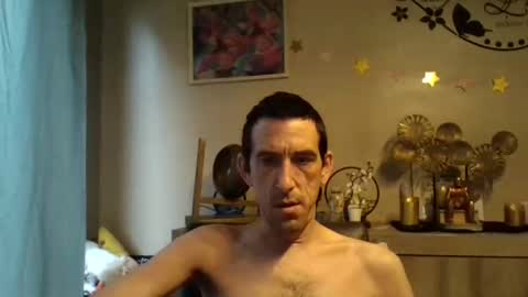 Snapshot of dreamguy38 chatting on October 23, 7:45 am dreamguy38 online show from October 23, 7:45 am