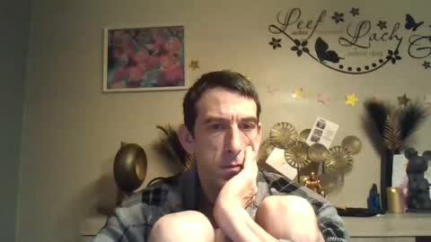 Snapshot of dreamguy38 chatting on January 11, 4:27 am dreamguy38 online show from January 11, 4:27 am