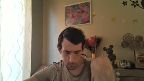 Snapshot of dreamguy38 chatting on February 26, 7:31 am dreamguy38 online show from February 26, 7:31 am