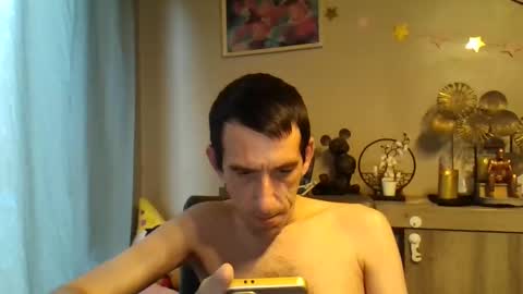 Snapshot of dreamguy38 chatting on October 21, 7:00 am dreamguy38 online show from October 21, 7:00 am