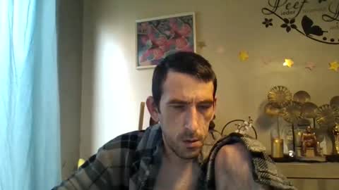 Snapshot of dreamguy38 chatting on October 19, 12:19 pm dreamguy38 online show from October 19, 12:19 pm