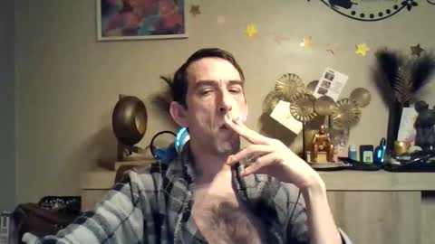 Snapshot of dreamguy38 chatting on January 26, 5:56 am dreamguy38 online show from January 26, 5:56 am