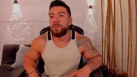 cris online show from February 13, 3:14 pm