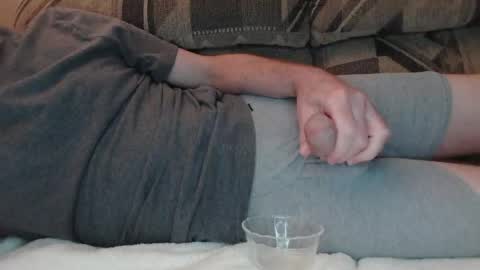 drippyjt online show from April 17, 4:48 am