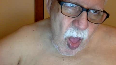 drnick069 online show from June 12, 6:33 am