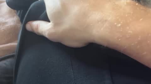 Snapshot of drw98 chatting on October 17, 10:25 pm drw98 online show from October 17, 10:25 pm