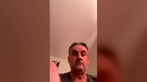 drzinedaj online show from February 7, 7:08 pm