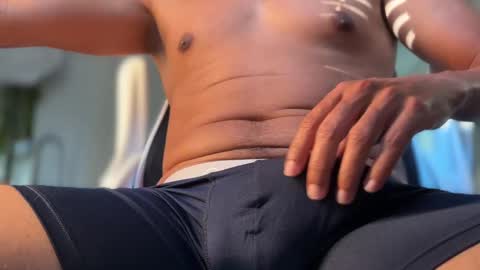 dudewithcams online show from December 31, 1:30 pm