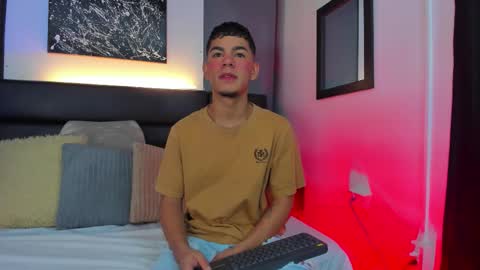 Thomas and Noah online show from September 9, 12:15 pm