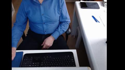 dutchpornking2 online show from February 5, 11:28 am