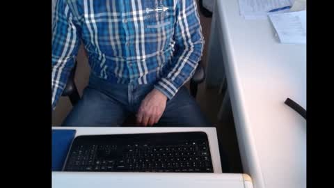 dutchpornking2 online show from December 23, 7:49 am