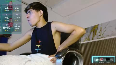 dyla_n18_ online show from December 14, 8:27 pm