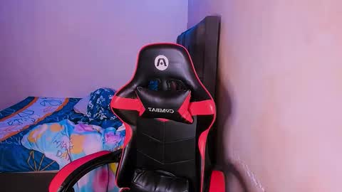 yohe online show from March 5, 10:17 pm