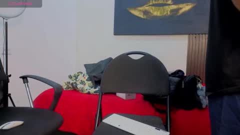 dylanguss online show from October 16, 12:13 pm