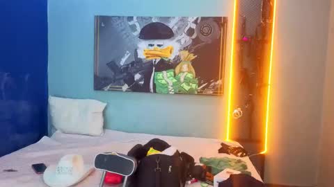 dylanguss online show from December 14, 8:16 pm