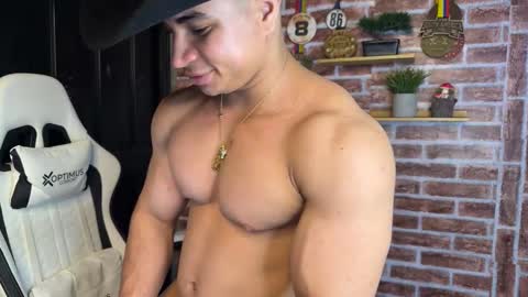 Dylangusss online show from February 20, 7:21 am