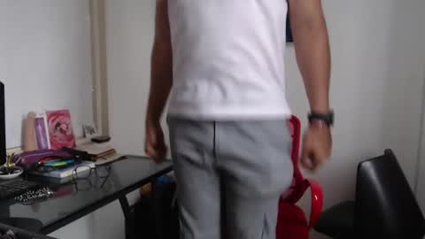 dylanhot10 online show from February 22, 9:21 pm