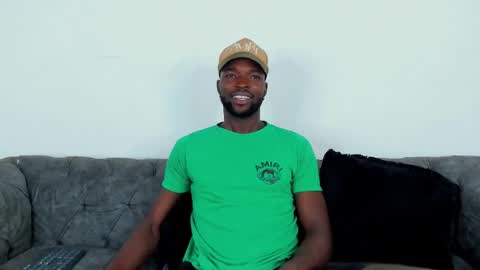 Snapshot of dylantaylor_1 chatting on October 22, 4:49 am Dylan Taylor online show from October 22, 4:49 am