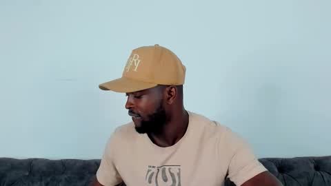 Snapshot of dylantaylor_1 chatting on October 24, 4:14 am Dylan Taylor online show from October 24, 4:14 am