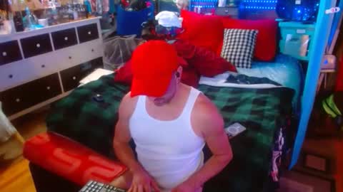 eastbayboy57 online show from November 24, 8:15 am