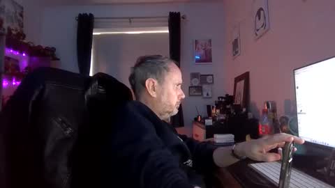 eastmidssoul online show from April 1, 7:10 am