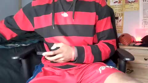 TWITTER   INSTAGRAM    easybreezy20   ONLINE 1230 AM TO 7AM online show from January 20, 6:10 am