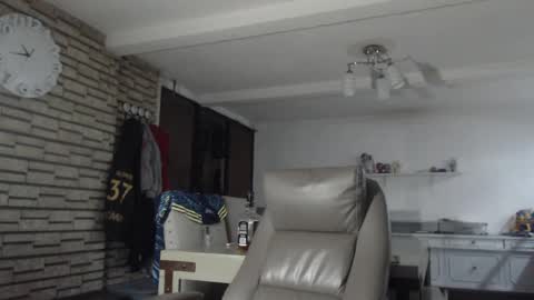 Snapshot of edgarram83 chatting on September 28, 4:43 am edgarram83 online show from September 28, 4:43 am