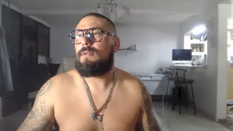 Snapshot of edgarram83 chatting on February 8, 2:04 am edgarram83 online show from February 8, 2:04 am