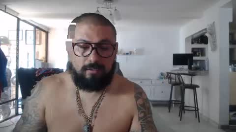 Snapshot of edgarram83 chatting on February 11, 5:40 pm edgarram83 online show from February 11, 5:40 pm