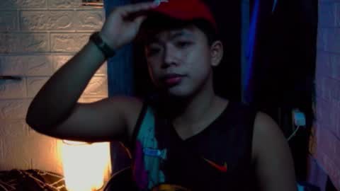 Snapshot of edrianburca052 chatting on October 19, 6:00 pm urasian chub online show from October 19, 6:00 pm