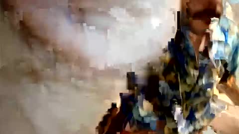 eel1988 online show from April 21, 5:19 pm