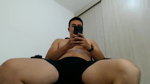 egdarhot online show from April 18, 3:19 am