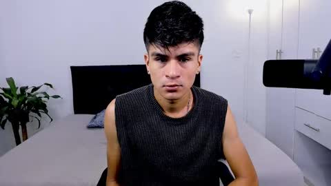 eiden_allenx1 online show from January 6, 10:46 am