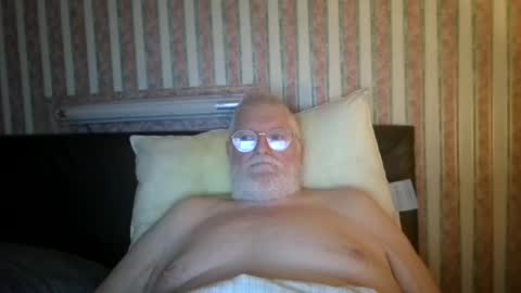 eketman1964 online show from September 29, 11:00 pm