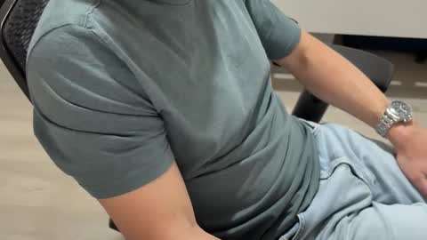 elc_2 online show from March 11, 9:15 pm