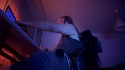 elcretinmo online show from December 14, 2:34 am