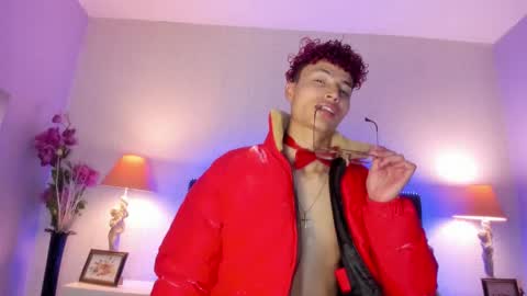 Elegant online show from January 8, 2:25 am