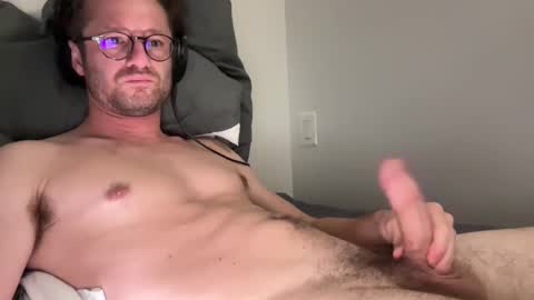 element0z0 online show from December 31, 1:15 am