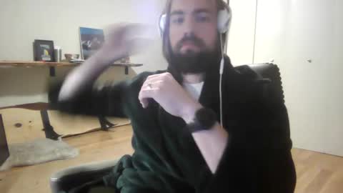 Snapshot of elephantfox chatting on December 28, 6:17 am fox online show from December 28, 6:17 am